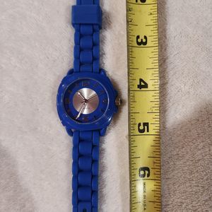 BWC Beautiful Casual Silver Tone Blue Silicone Band Ladies Watch Japan Mvmt